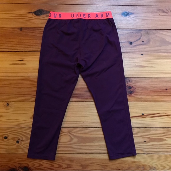 Under Armour Maroon Orange Capris Leggings, EUC, M - Picture 9 of 10